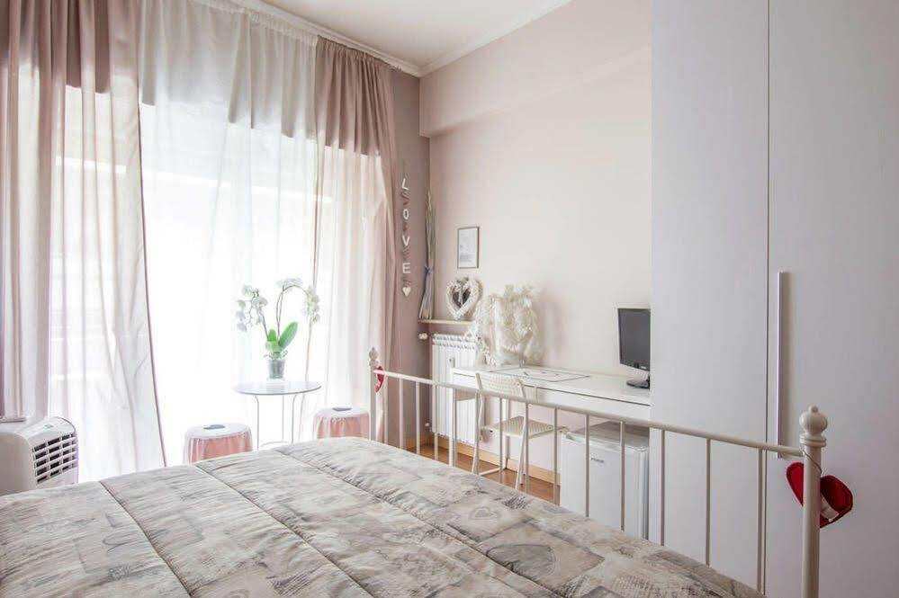 Roma Amor 396 Exteriér fotografie